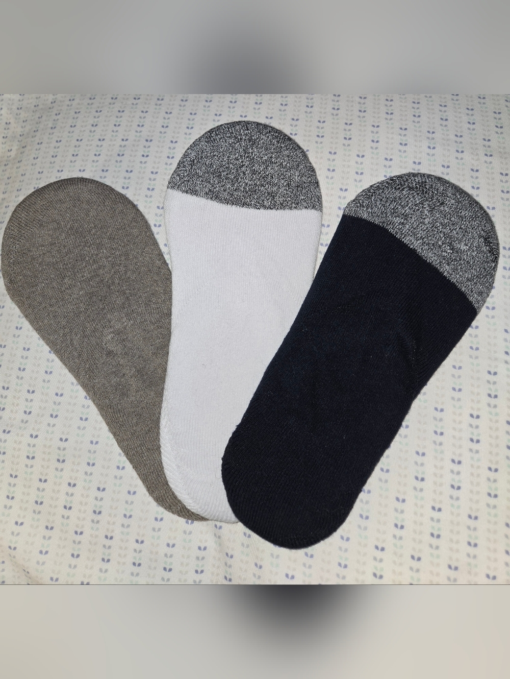Bombas No-Show Sock Trio - Gray, White, Black - Medium - Picture 2 of 2